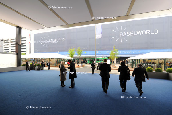 BASEL – Impressionen 1 - Basel World / Uhren- und Schmuckmesse