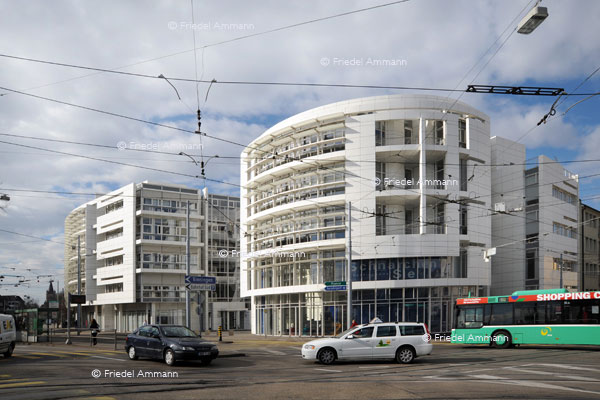 BASEL - Architektur 20. Jahrhundert - White Plaza, Architekt Richard Meier