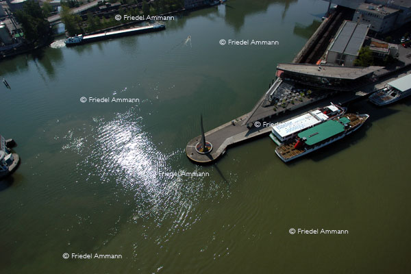 BASEL - Rheinhafen - Dreiländereck, Kleinhüningen