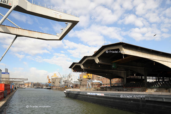 BASEL - Rheinhafen - Kleinhüningen