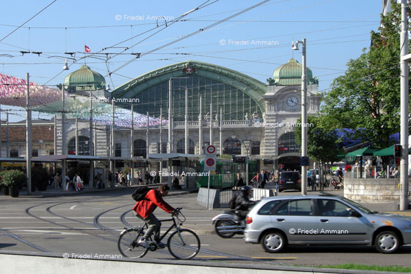 BASEL – Mobilität - Bahnhof SBB
