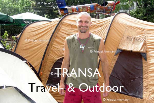 BASEL - Shopping - Transa Travel- & Outdoor - Aeschengraben 9 und 13 – Mitarbeiter Philippe Heitz