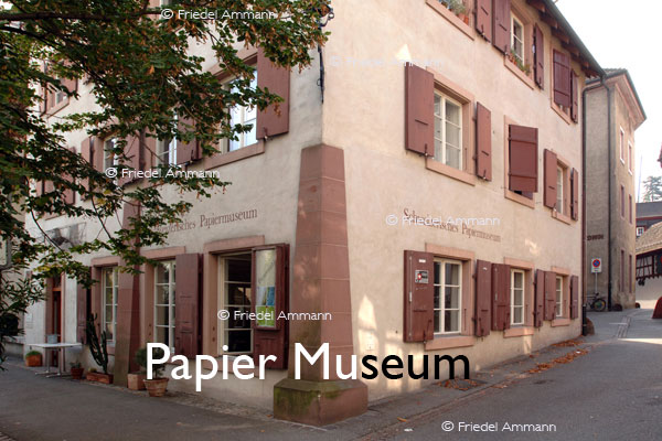 BASEL - Museen – Papier Museum