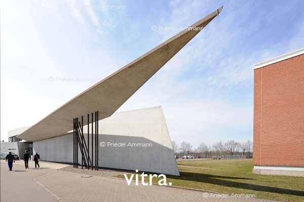 BASEL - vitra. - Weil am Rhein - Werkfeuerwehr, Architektin Zaha Hadid