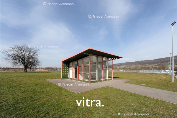 BASEL - vitra. - Weil am Rhein - Tankstellen-Häuschen, Jean Prouvé – Kuppelzelt, Richard Buckminster Fuller – vitraHaus, Herzog & De Meuron