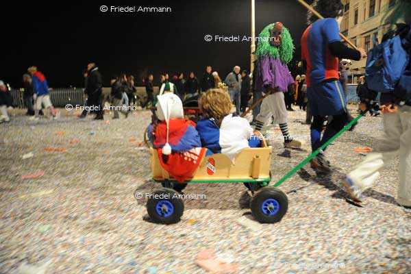 BASEL - Fasnacht 2012 - Kinderfasnacht