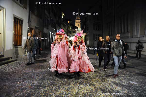 BASEL - Fasnacht 2011 - Gässle  