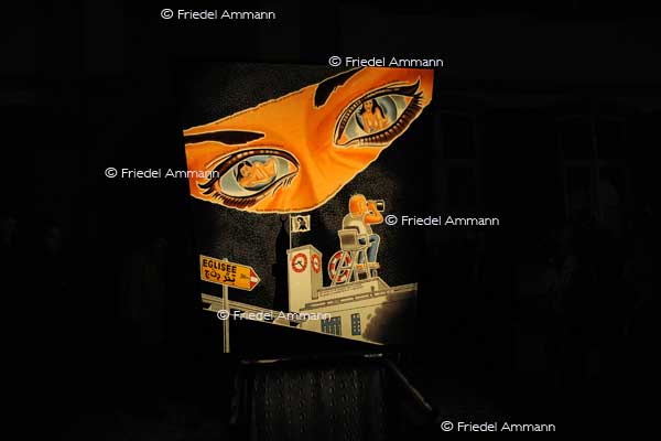 BASEL - Fasnacht 2011 - Laternenausstellung auf dem Münsterplatz