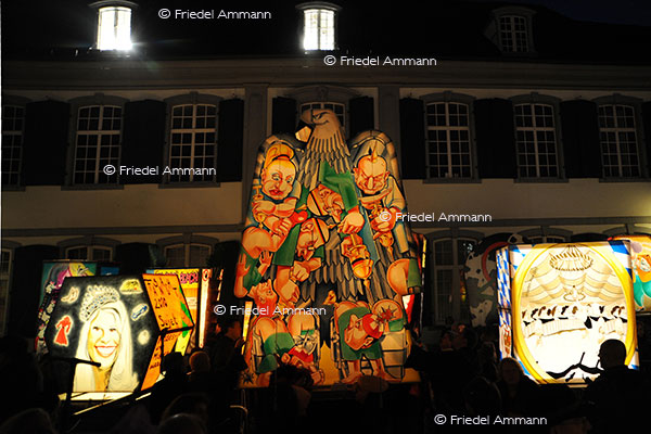 BASEL - Fasnacht 2010 - Laternenausstellung auf dem Münsterplatz