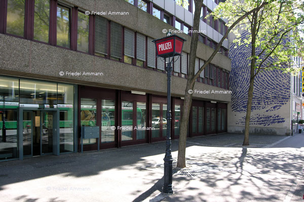 BASEL - Service-Public - Claraposten