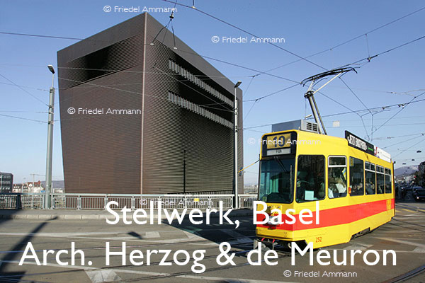 BAUTEN - Architektur 20. Jahrhundert - Zentrales Stellwerk der SBB, Basel, Schweiz - Architekten Herzog & de Meuron