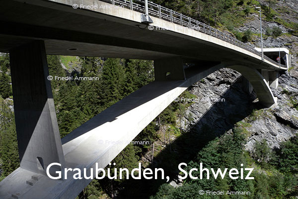 BAUTEN – Brücken / Bridges - Autobahnbrücke - Thusis, S. Bernadino, Schweiz