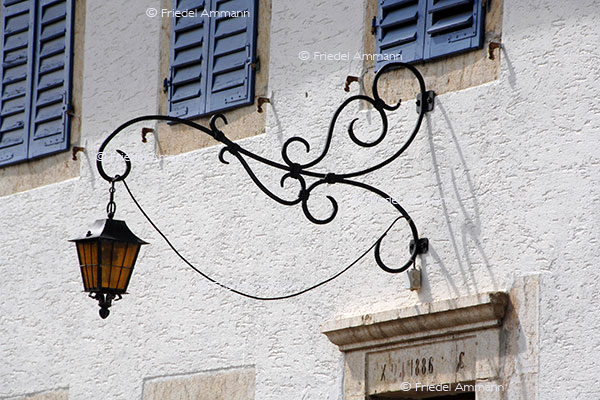 BAUTEN - Gebäudeansichten / Building opinions – Jura, Schweiz