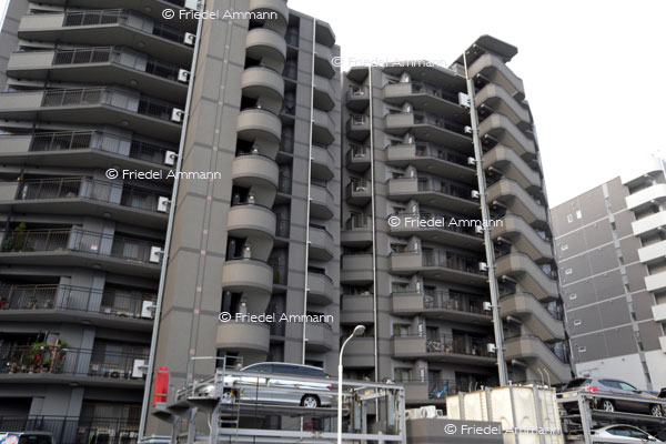 BAUTEN - Gebäudeansichten / Building opinions - Kyoto, Japan