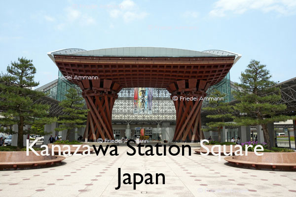 BAUTEN / MOBILITÄT – BUILDINGS - Konstruktionen / Constructions – Kanazawa Station Square, Japan 