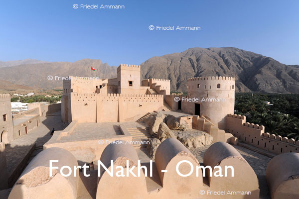 BAUTEN / BUILDINGS - Burgen / Castles  – Fort Nakhl, Oman