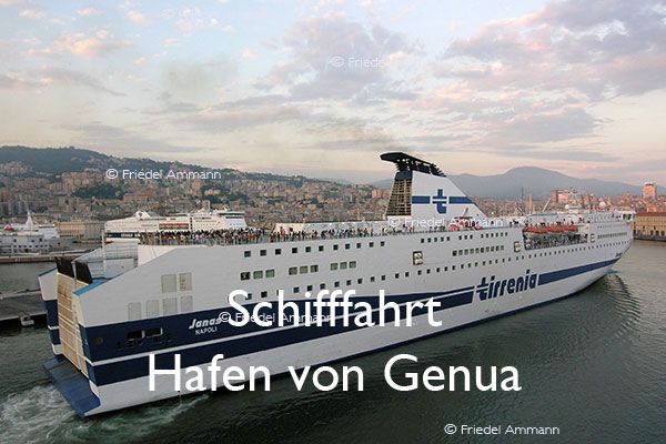 BAUTEN / MOBILITÄT – Schifffahrt – Hafen von Genua, Italia