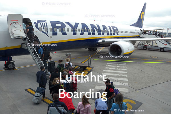 BAUTEN / MOBILITÄT – Luftfahrt - Boarding