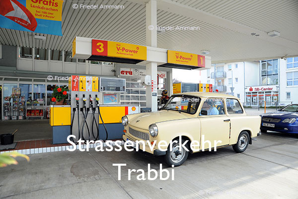 BAUTEN / MOBILITÄT – Strassenverkehr / Traffic – Trabbi, Deutschland 