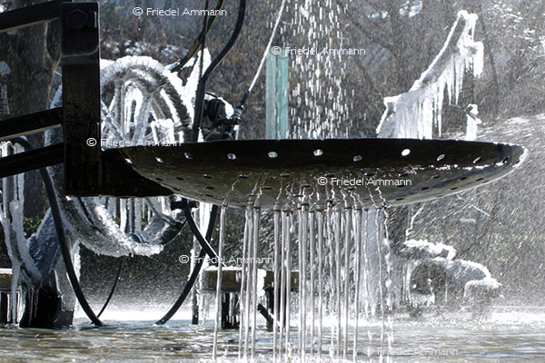 BAUTEN / MOBILITÄT – Technik – Tinguely–Fasnachtsbrunnen, Basel, Schweiz