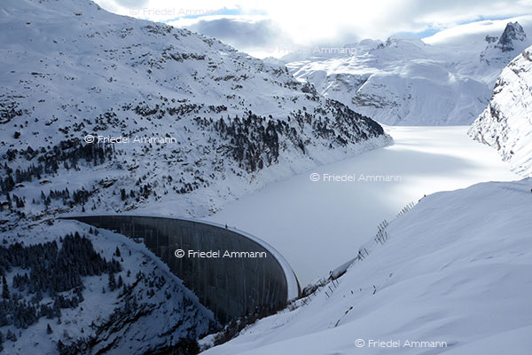 IMPRESSIONEN - Landschaften / Landscapes - Zevreilastausee, Graubünden, Schweiz