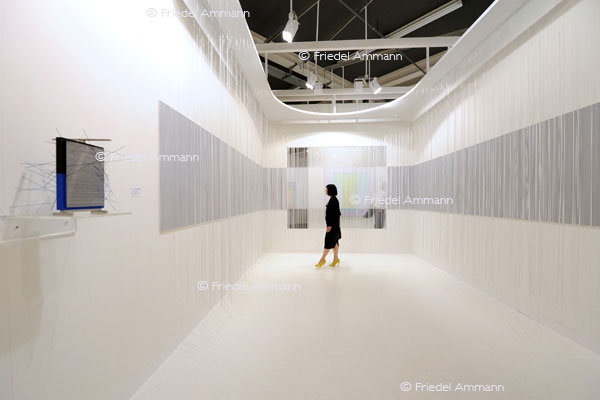 KULTUR - ART Unlimited Basel 41 2010 - Environment, Jwsus Rafael Soto - Galerie Hans Mayer