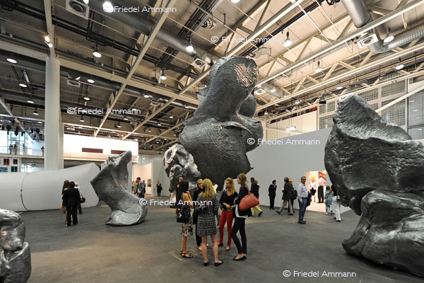 KKULTUR - ART Unlimited Basel 41 2010 - Ix/Miss Satin/Zizi/Marguerite de Ponty/David, the Proprietor - Urs Fischer