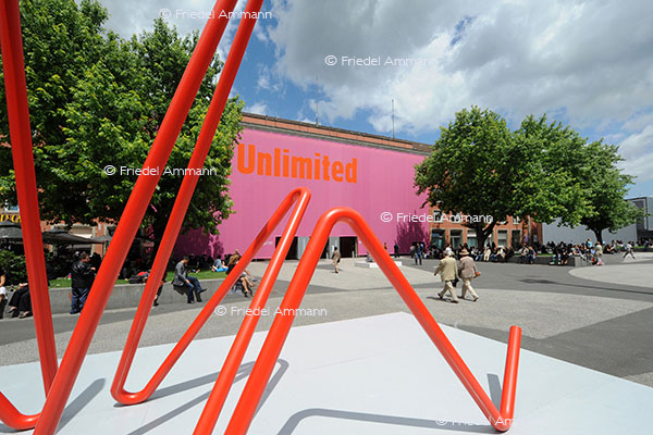 KULTUR - ART Unlimited Basel 40 2009