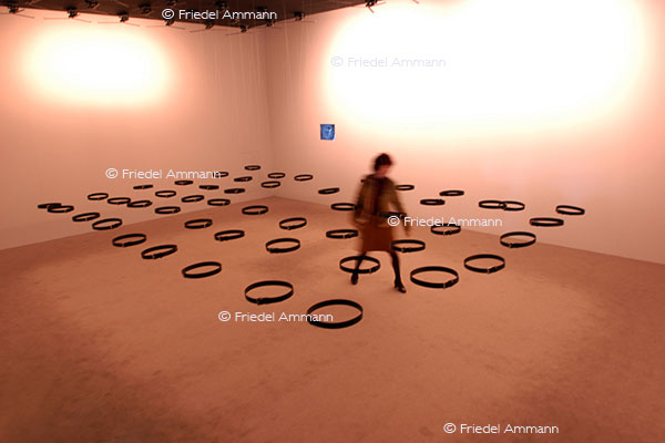 KULTUR - ART Unlimited Basel 35 2004 