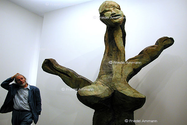 KULTUR - ART Unlimited Basel 32 2001 