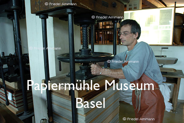 KULTUR – Papiermühle Museum – Basel, Schweiz