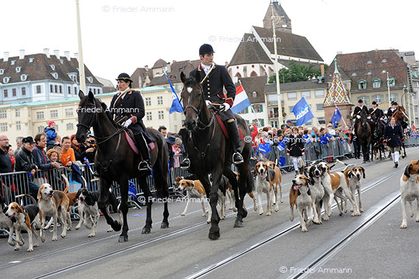 KULTUR - Basel Tattoo – Umzug durch die Stadt