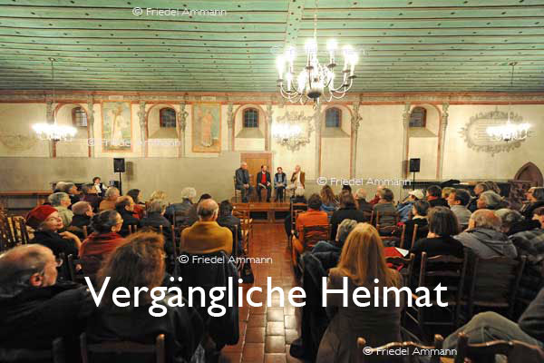 KULTUR – Vergängliche Heimat – Prof. Dr. Lukas Kundert (Kirchenratspräsident), Dan Wiener, Bettina Eichin (Künstlerin), Martin Vosseler (Arzt, Umweltaktivist) - Bischofssaal Münster, Basel
