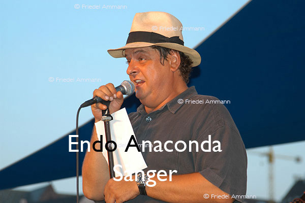 KULTUR – Musik - Endo Anaconda, Sänger