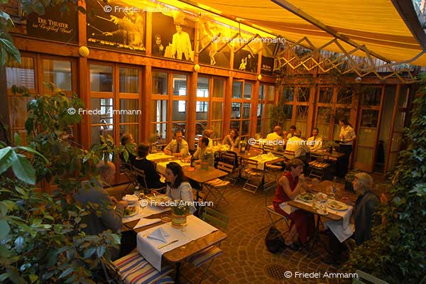 KULTUR – Gastronomie – Der Teufelhof – Basel, Schweiz