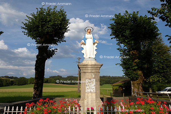 KULTUR – Spiritualität - Marienstatue