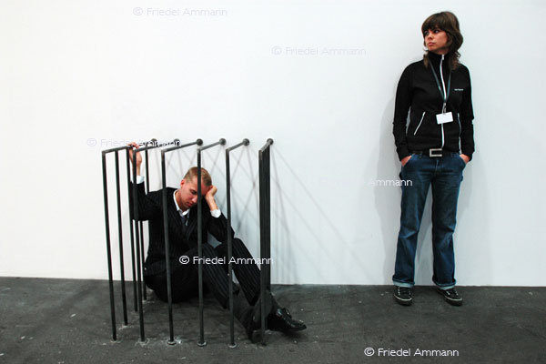 LEBEN - Gewalt / Force - ART Unlimited Basel - Künstler Gianni Motti