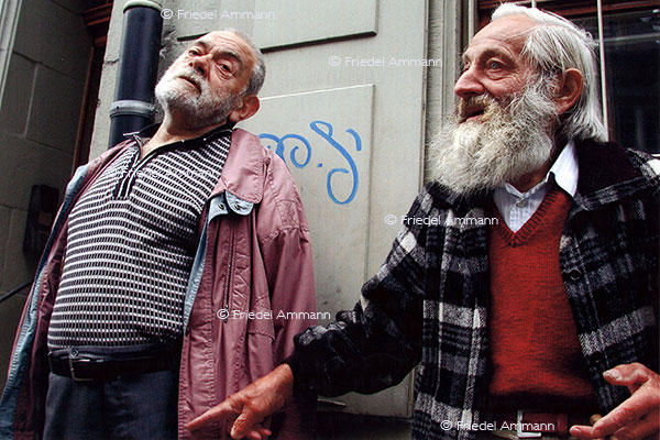 LEBEN – Senioren / Seniors