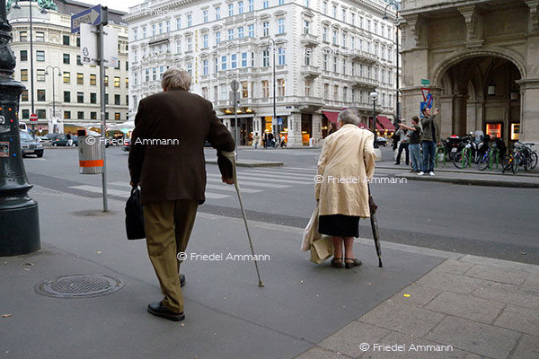 LEBEN – Senioren / Seniors