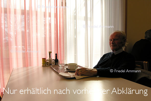 LEBEN – Senioren / Seniors