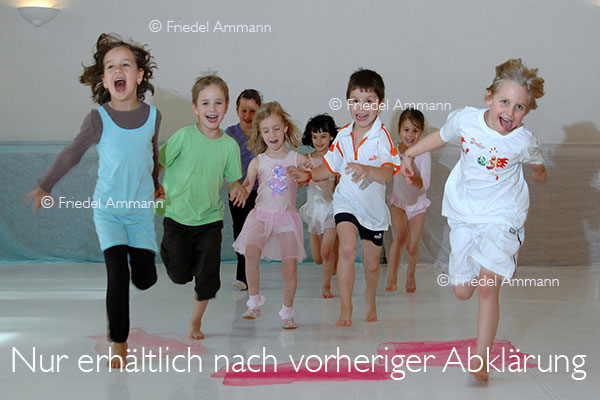 LEBEN - Spiel / play