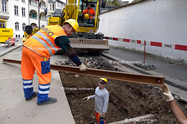 LEBEN - Arbeit / work - Bauarbeiter