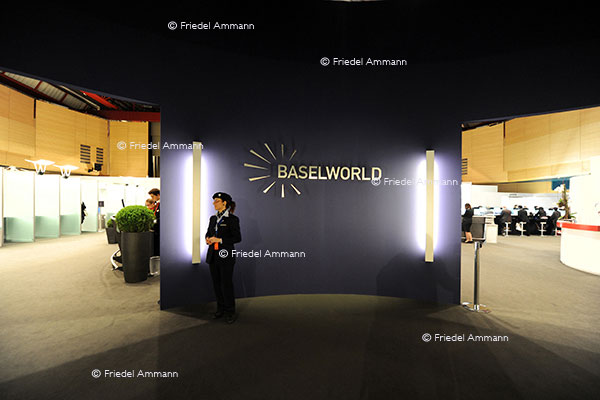 SCHWEIZ - Impressionen 1 - Basel World, Uhren- und Schmuckmesse