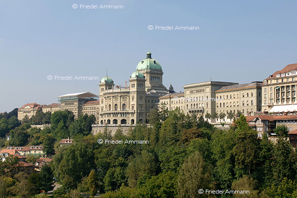 SCHWEIZ - Bern - Bundeshaus