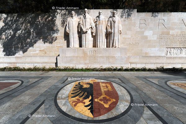 SCHWEIZ – Genf / Genève - Le Mur de la Réforme, Reformationsdenkmal - Hauptvertreter des Calvinismus: Farel, Calvin, Bèze, Knox