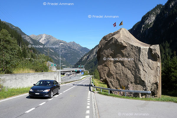 SCHWEIZ - Innerschweiz - Teufelsstein, Göschenen