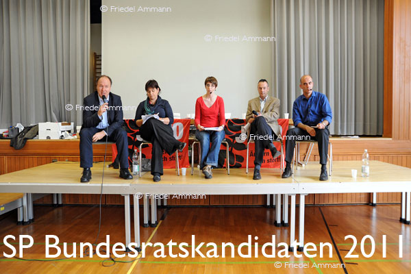 SCHWEIZ – Geschichte / Politik – JUSO Jahresversammlung Liestal, 5. Nov. 2011 – Bundesratskandidaten Pierre Yves Maillard, Marina Carobbio Guscetti, Stephane Rossini, Alain Berset