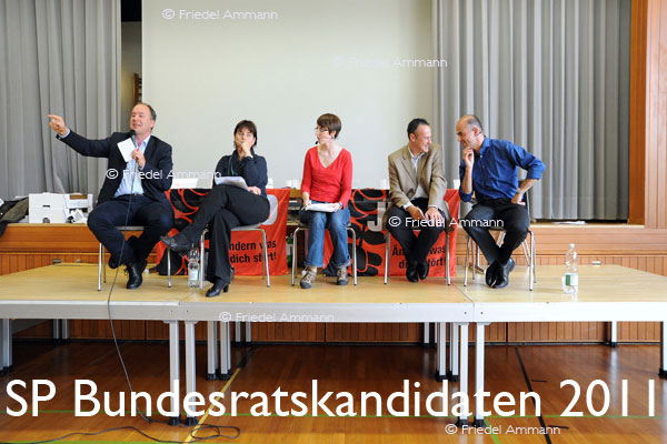 SCHWEIZ – Geschichte / Politik – JUSO Jahresversammlung Liestal, 5. Nov. 2011 – Bundesratskandidaten Pierre Yves Maillard, Marina Carobbio Guscetti, Stephane Rossini, Alain Berset