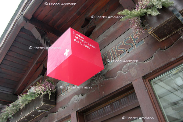 SCHWEIZ - Wirtschaft - SWISS