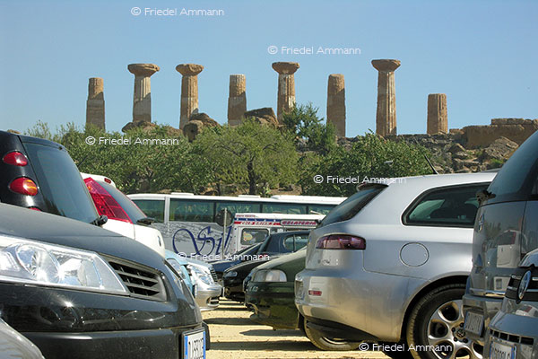 WORLD - Tourismus / Tourism – Herakles Temple - Agrigent, Sizilien, Italia
